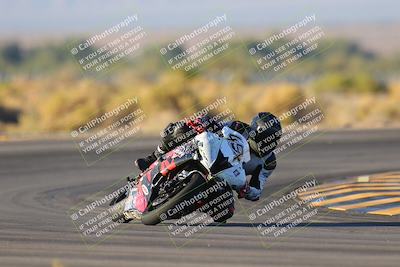 media/Nov-19-2023-CVMA (Sun) [[1f3d1b7ccb]]/Race 17 Amateur Supersport Middleweight/